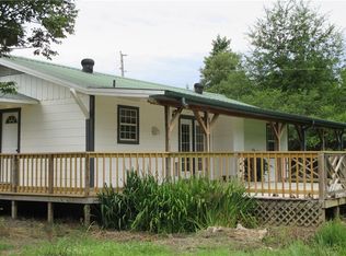 1049 Greasy Valley Rd, Paris, AR 72855