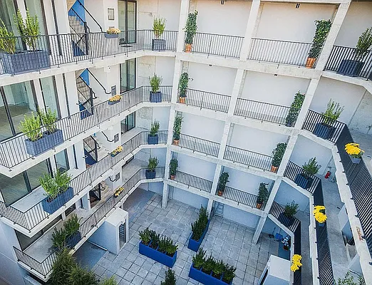 Rented by Compass | media 12