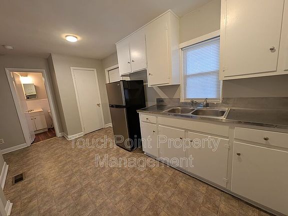 2nd image of 3604 Morris Field Dr