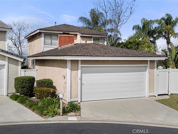 3rd image of 900 S Ridgecrest Cir