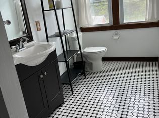 1 S Sycamore St #4AA, Newtown, PA 18940