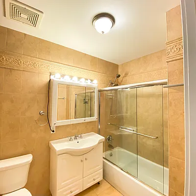 Rented by R New York | media 30