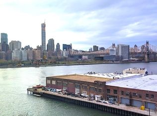 45-45 Center Blvd #701, Long Island City, NY 11101
