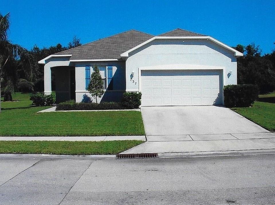 1st image of 737 Carriage Lake Way