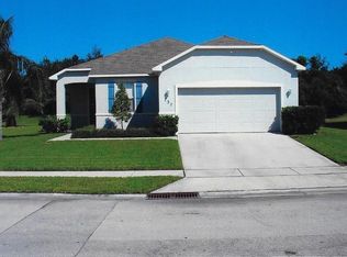 737 Carriage Lake Way, Vero Beach, FL 32968