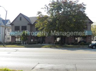 609 1st Ave SW, Cedar Rapids, IA 52405