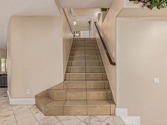 5th image of 9523 Coral Bell Ct
