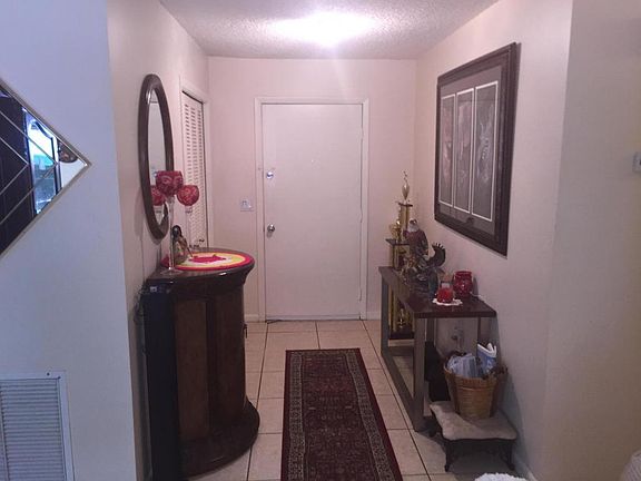 5th image of 1084 Fernlea Dr