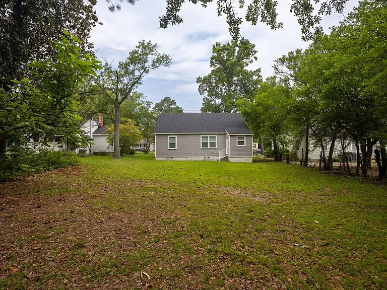 117 Carolina Ave — Photo 32