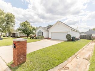 115 S Charity Ln, Warner Robins, GA 31088
