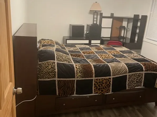 1929 N Sheffield Ave, Chicago, IL