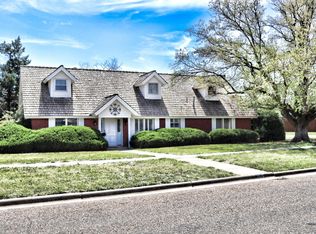 2615 W 17th St, Plainview, TX 79072