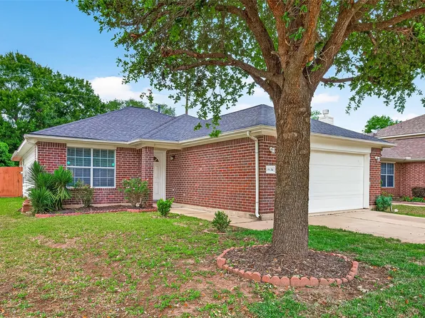 19138 Lakota Dr, Katy, TX 77449