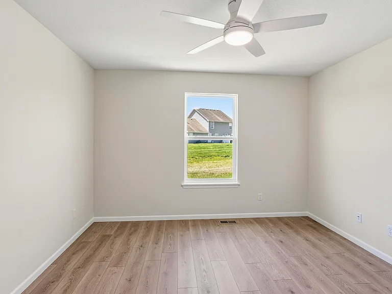 5205 Silver Mill Dr — Photo 11