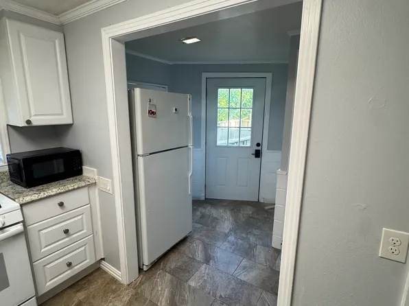 701 Monticello Dr #205, Fort Worth, TX 76107