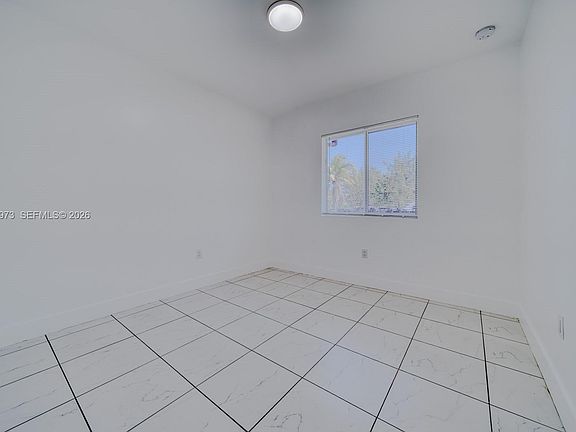 5th image of 14708 NE 7th Ave #14711