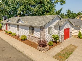 14061 SE Center St, Portland, OR 97236