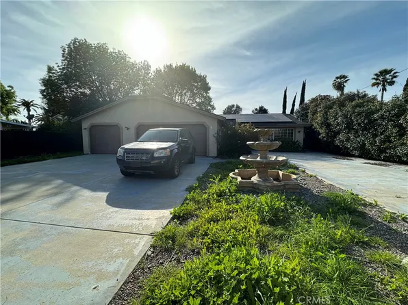 8119 Geyser Ave, Reseda, CA 91335