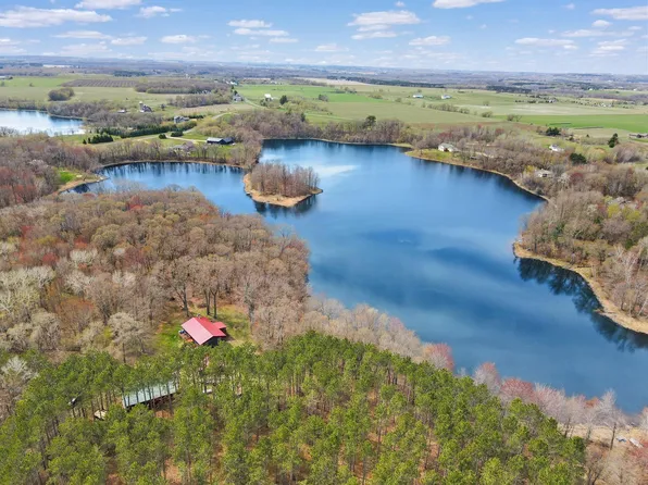 155 147th St, Deer Park, WI 54007