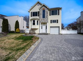 6 Emily Dr, Old Bridge, NJ
