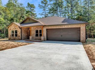 170 Evening Shadows Trl, Holly Lake Ranch, TX 75765