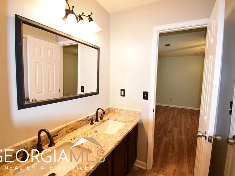 70 Covey Trl — Photo 19