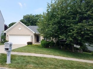 4911 Kleeman Green Dr, Cincinnati, OH 45211
