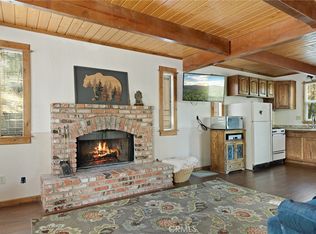 33133 Ridge Rd, Arrowbear Lake, CA 92382