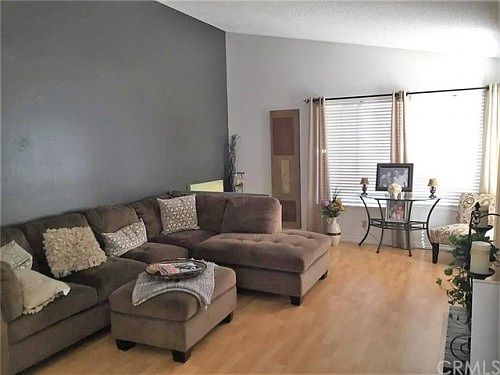 3rd image of 14341 Cherrywood Ln