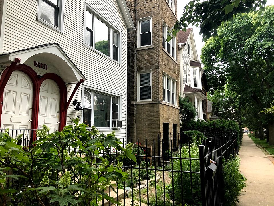 1st image of 2441 N Francisco Ave #2