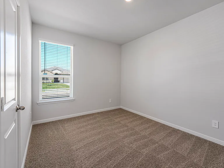 14546 Gorge Dr — Photo 7