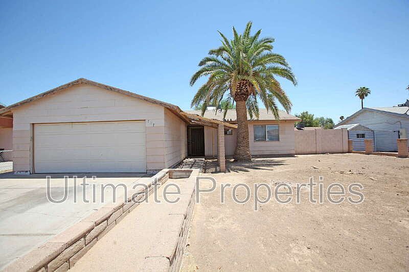 1st image of 707 N 95th Dr