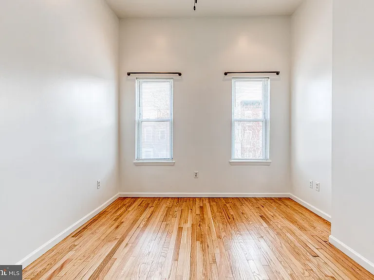 1608 S Hanover St — Photo 13