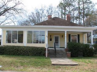 125 Fisher Ave, Fayetteville, GA 30214