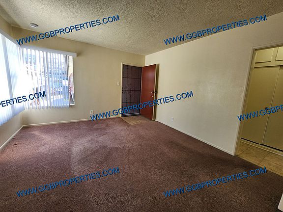 4th image of 1835 Locust Ave APT 8