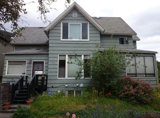 102 30th Ave, Seattle, WA 98122