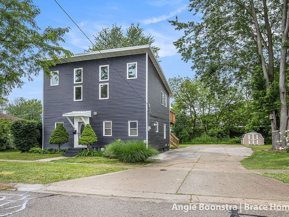 1st image of 267 Center St