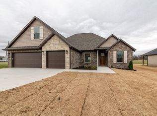 256 Fiori St, Springdale, AR 72762