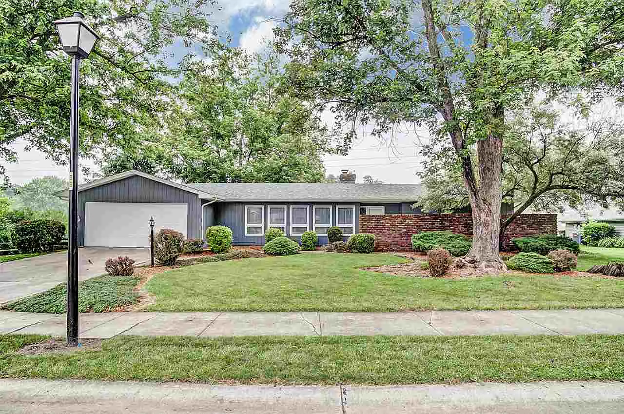 7603 Westminster Dr photo 1