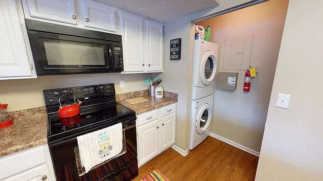 Washer and Dryer in Unit Washer and Dryer in Unit