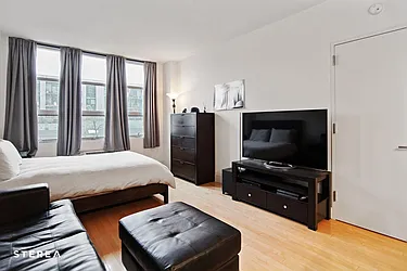 Sold by Sterea Agency