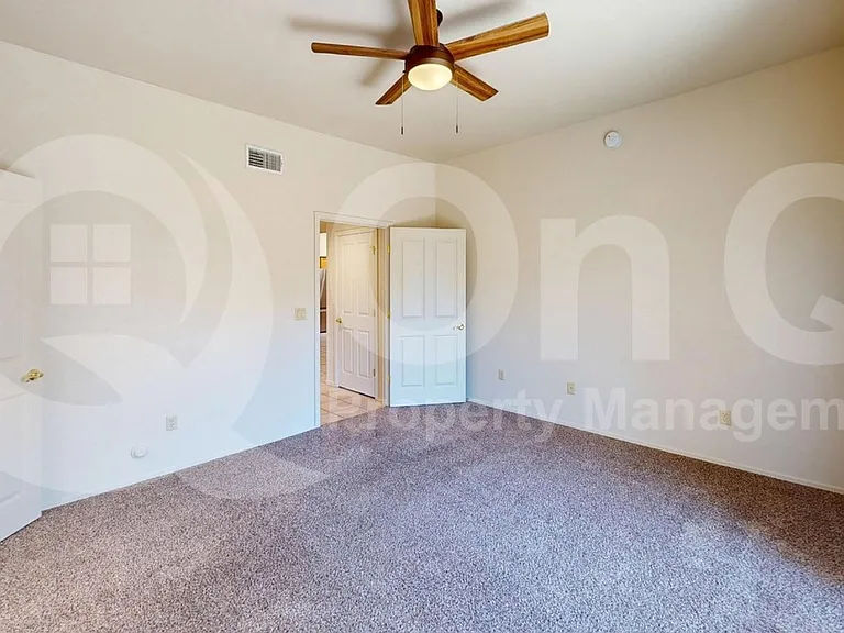8142 N Peppersauce Dr — Photo 10