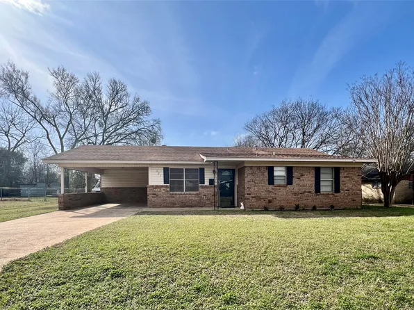 121 Alexander St, Jacksonville, TX 75766