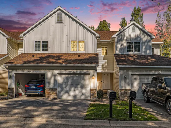 1412 Viewpoint Dr #22, Greenville, MI 48838