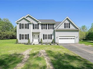 1 Hahn Rd, Guilford, CT 06437