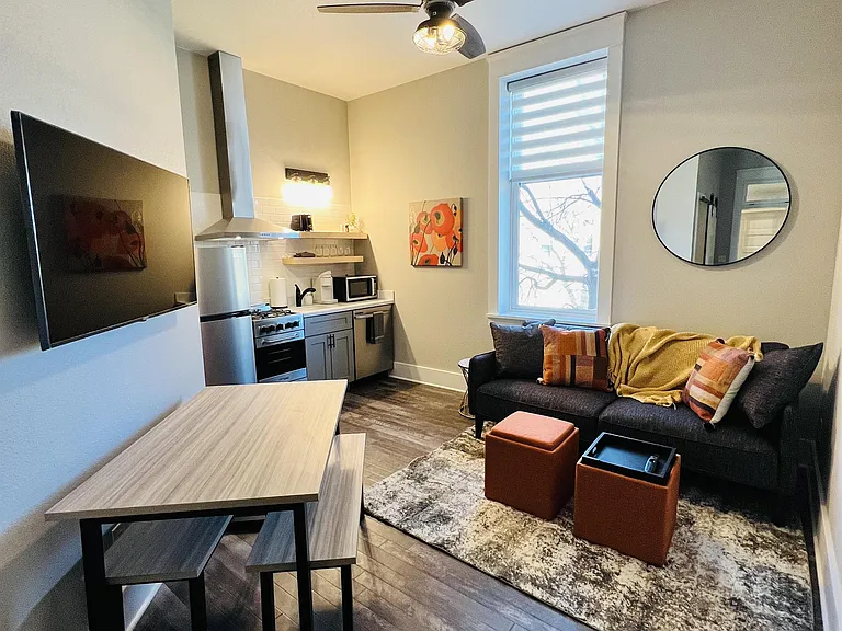 200 S Pikes Peak Ave #4 — Photo 7