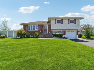 18 Hoke Dr, Stony Pt, NY 10980