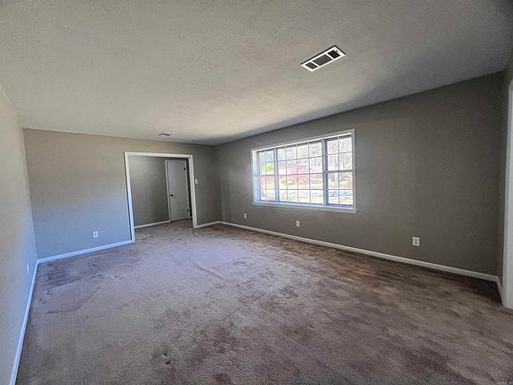 4th image of 501 Palisade Dr