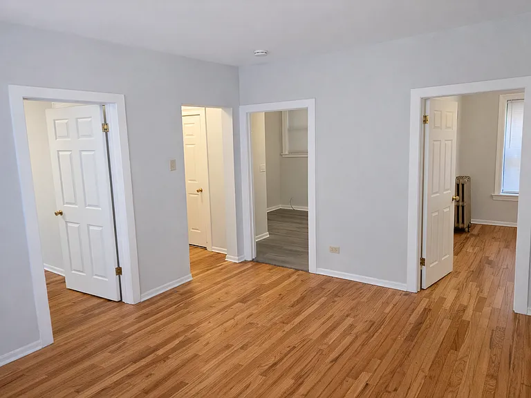 6716 S Merrill Ave #1W — Photo 3