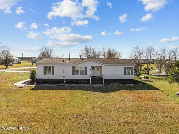 27500 Us 264 Hwy, Engelhard, NC 27824